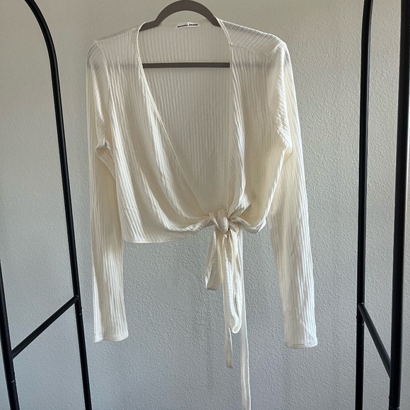 REFORMATION JEANS | Petalo Ribbed Wrap Ballet Crop Top in Cream | Size Large - Picture 4 of 10
